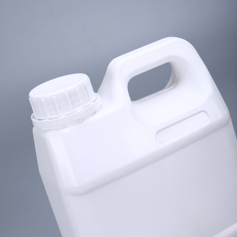 Empty 4L Square Plastic Jerry  - огляд і ціна Food Storage Drums